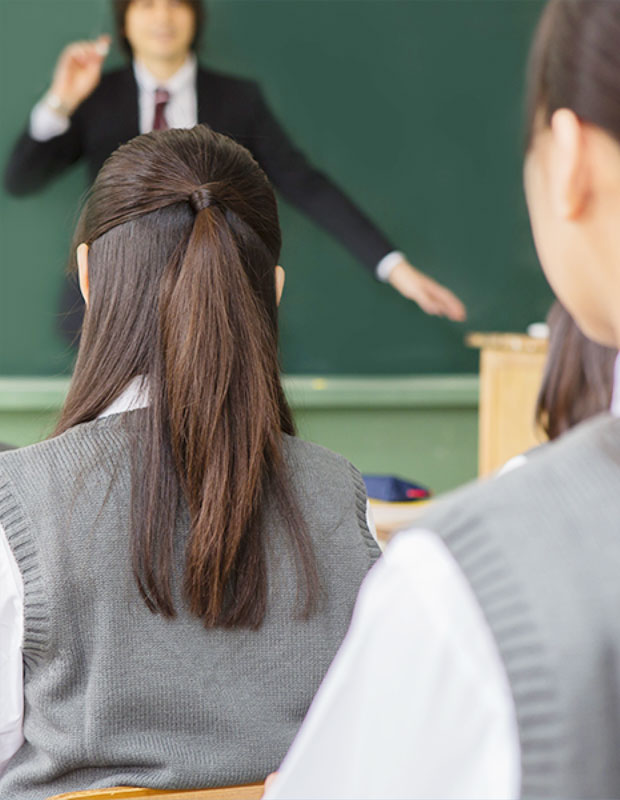 子どもの未来は、社会に出るまでの教育と進路選択が大きく影響します。